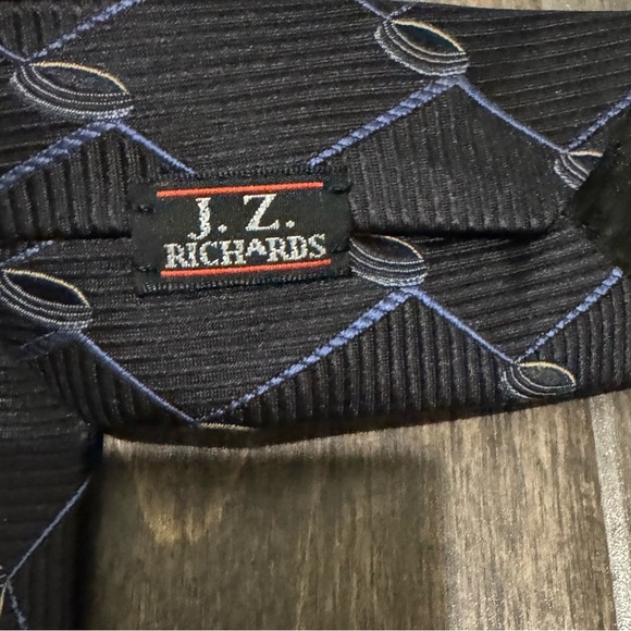J.Z.Richards Black 100% Silk Tie Hand Made In America Cool Pattern Dapper Formal - Picture 4 of 5